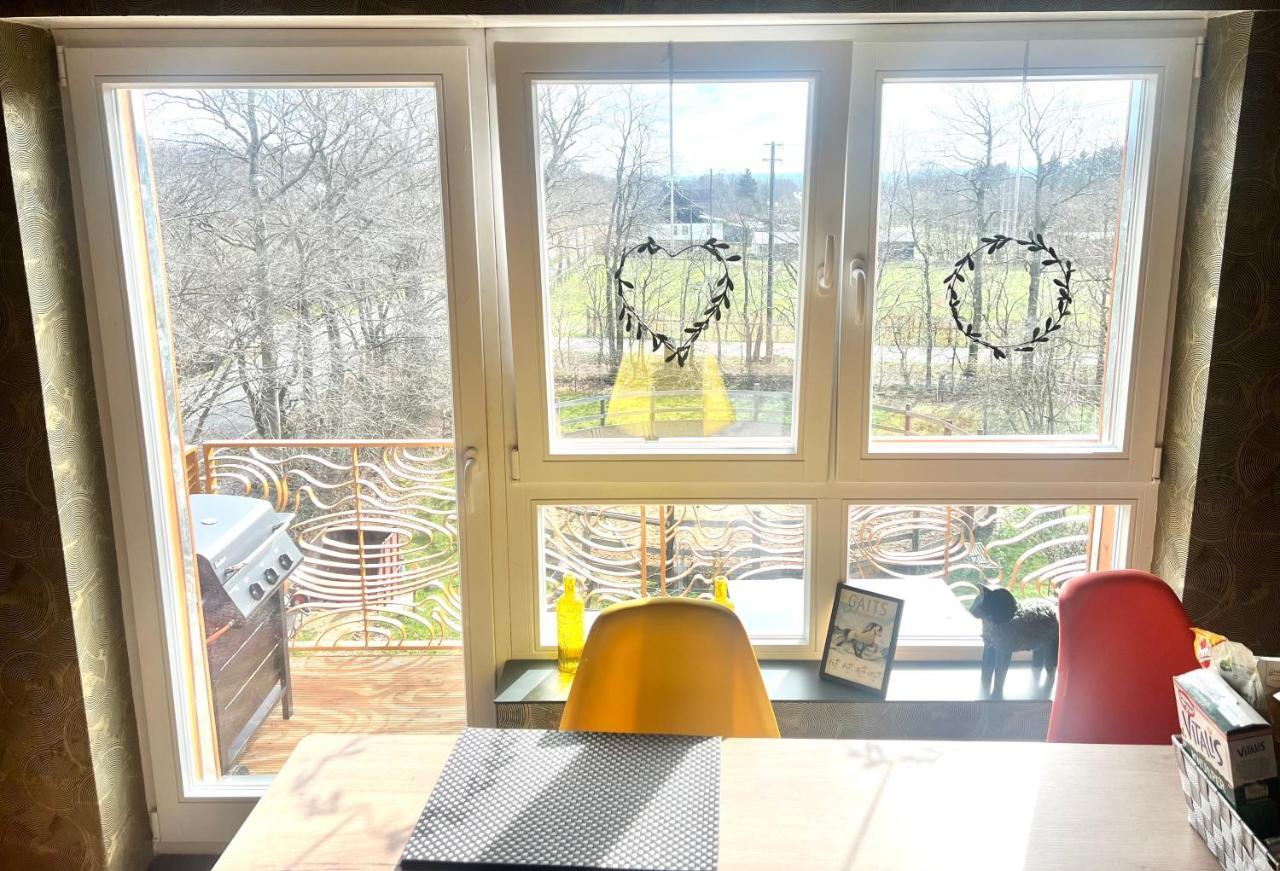 Hof Vierzehnender: Eifel Maisonette Mit Balkon Und Hundefreundlichkeit * Monschau