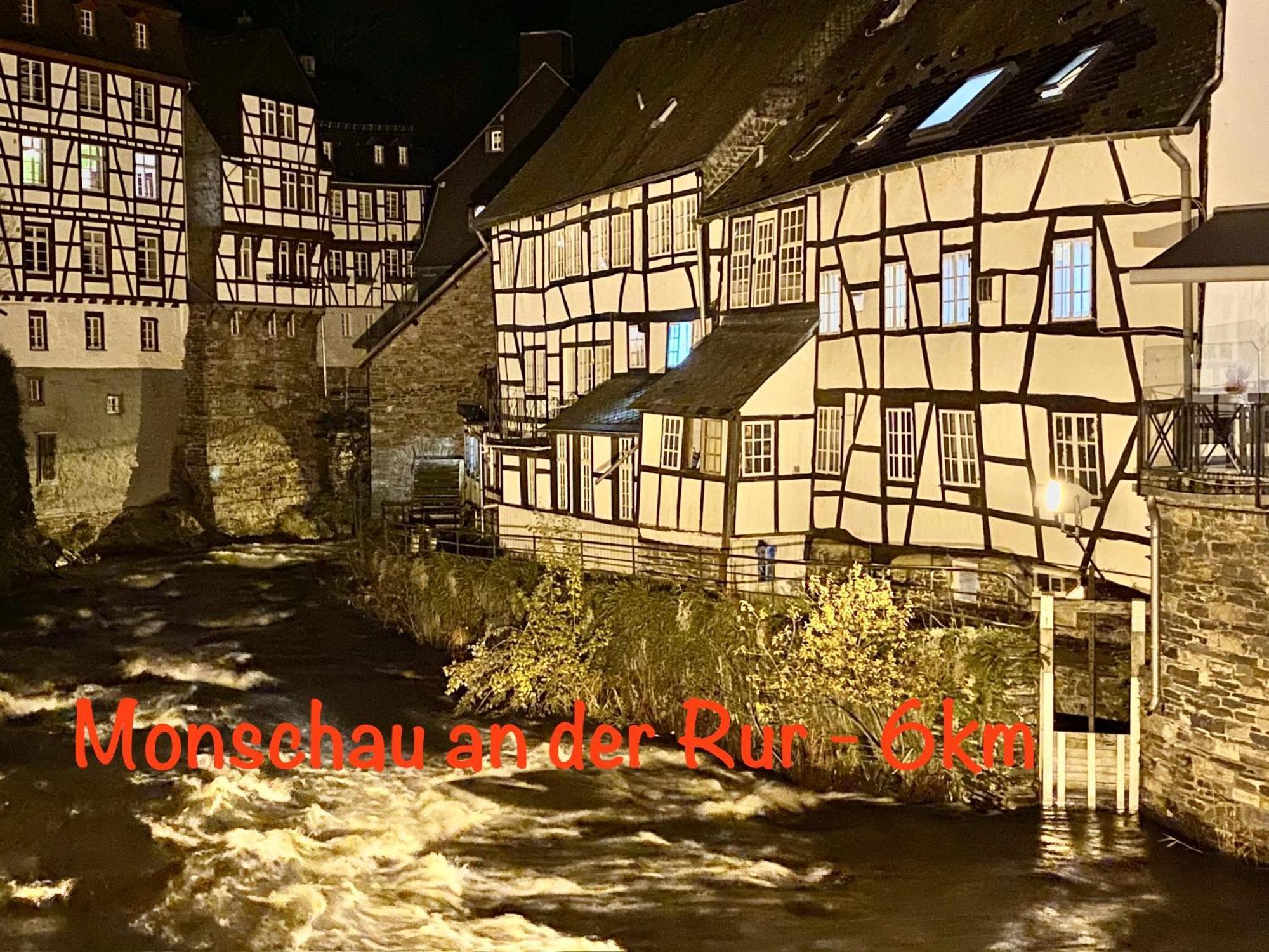 Hof Vierzehnender: Eifel Maisonette Mit Balkon Und Hundefreundlichkeit Monschau